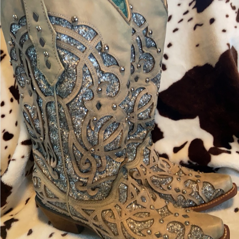 Sparkling Western Cowboy Boots- Chameleon